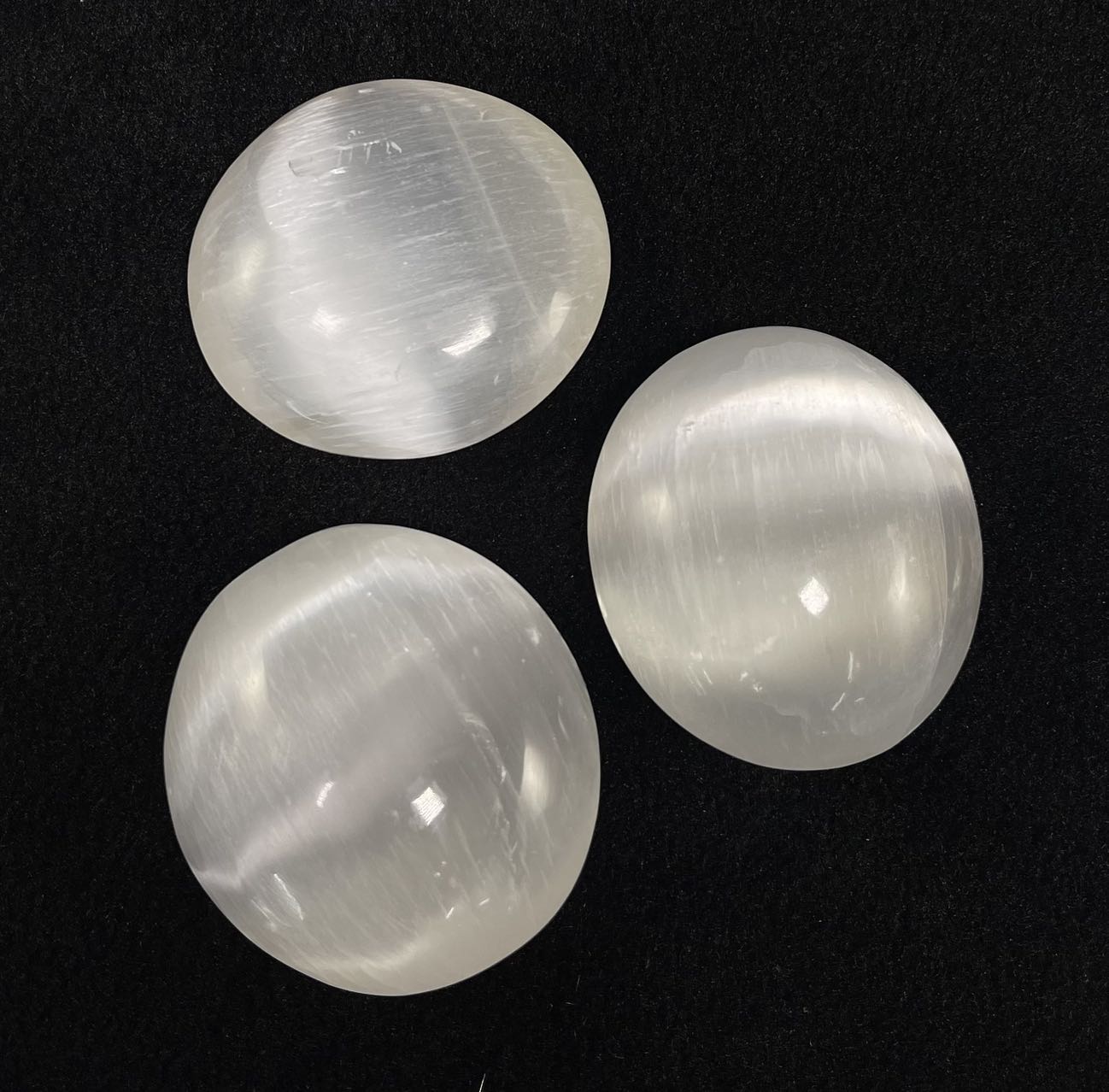 Selenite Palm aka Soap 2.5-3in (1pc)-0